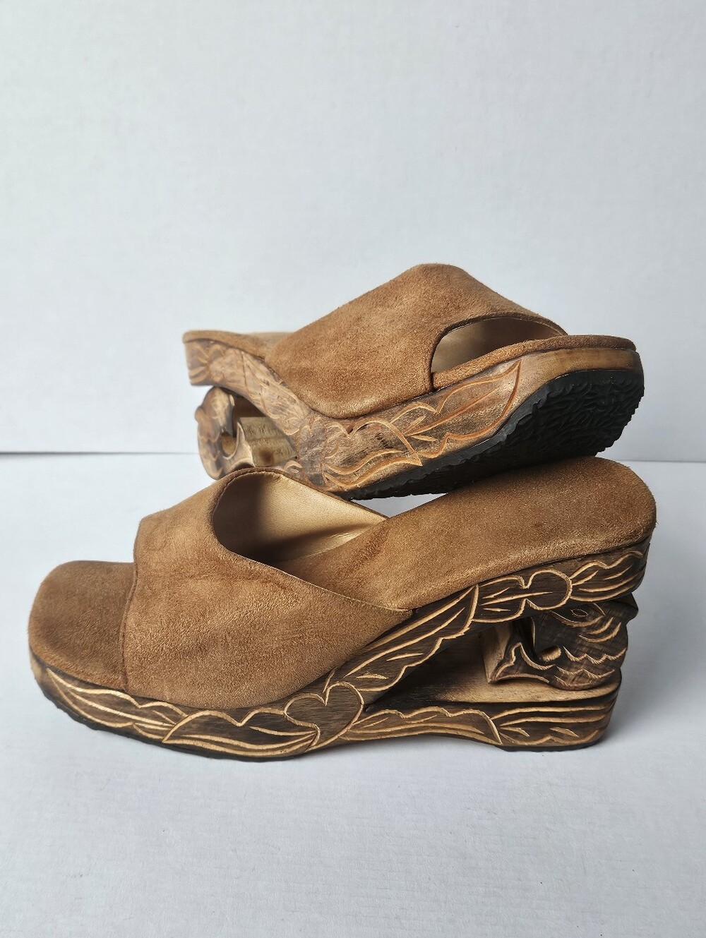 ​Vintage Carved Wood Wedge Sandals Brown Suede Slide Mules Boho Y2K 7.5